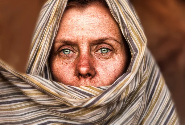Kobieta pustyni — Zdjęcie stockowe