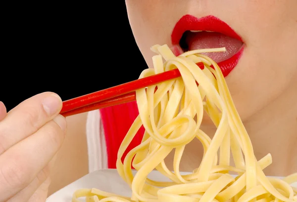 Woman loves pasta — Stock Photo, Image