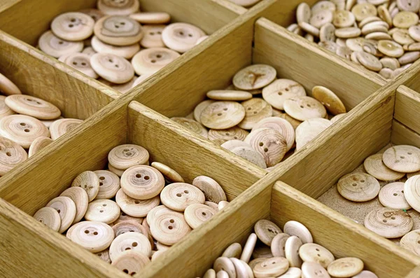 Botões de madeira — Fotografia de Stock