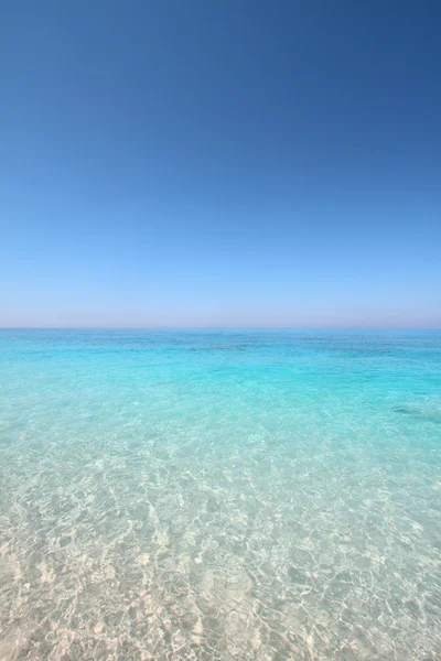 Turquoise zee en hemel horizon — Stockfoto