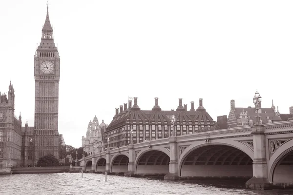 Westminster Bridge, Big Ben; London