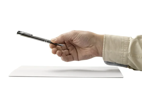 Mão segurando uma caneta de metal (caminho de recorte ) — Fotografia de Stock