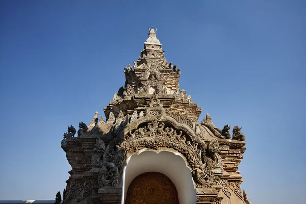 Thaiföld, Lampang tartomány, Pratartlampangluang templom — Stock Fotó