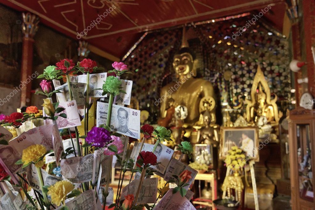 Thailand, Chiang Mai, Prathat Doi Suthep Buddhist temple, Thai money