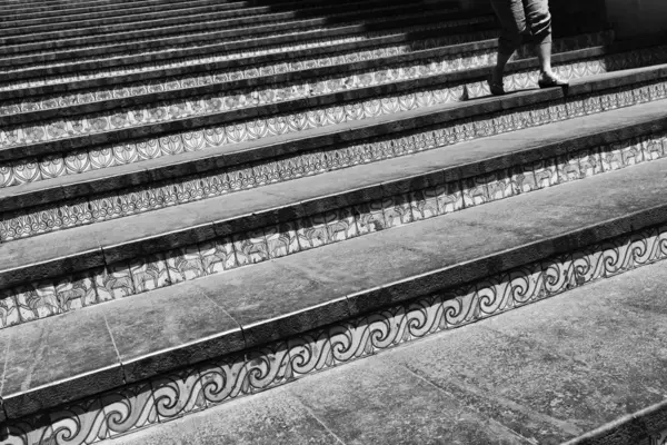 Italia, Sicilia, Caltagirone (Catania), scalinata di Santa Maria Del Monte, costruita nel 1606 d.C. . — Foto Stock