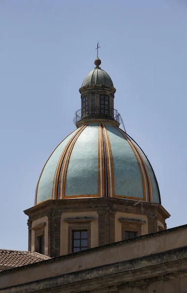Italia, Sicilia, Caltagirone (Catania provinsen), S. Francesco d 'Assisi katedral (1700-tallet) ) – stockfoto