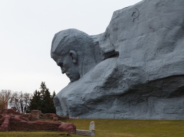 cesur, brest Kalesi, Beyaz Rusya Savaş Anıtı