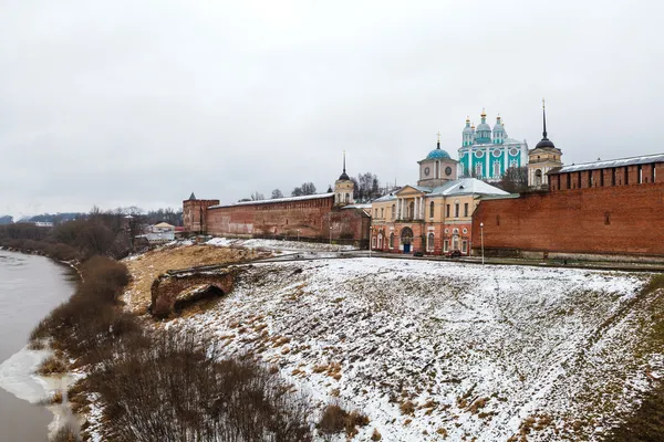 Вид Успенского собора. Смоленск . — стоковое фото