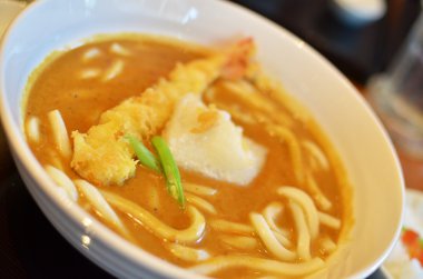 kızarmış karides tempura udon erişte Japon köri