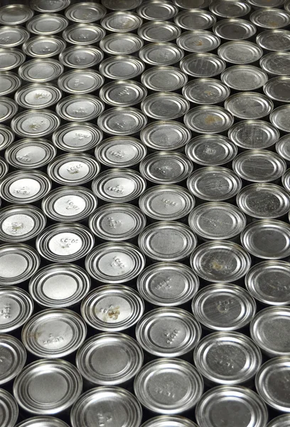 Az alumínium dobozok, gyári raktárban — Stock Fotó