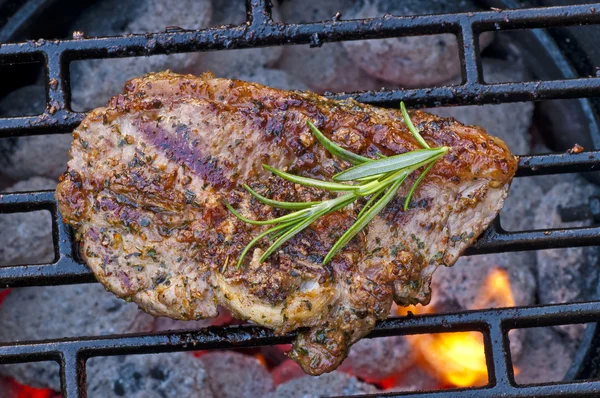 Lammkotlett hals på grill — Stockfoto