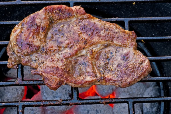 Izgara kavrulmuş domuz eti boyun — Stok fotoğraf