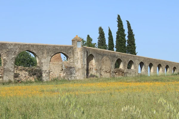 Detalj av medeltida akvedukt — Stockfoto