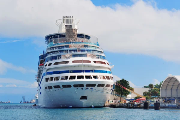 Cruise ship in Miami — Stock Photo, Image