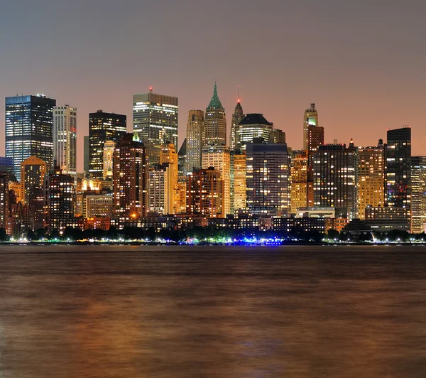 New Yorks manhattan skymning panorama — Stockfoto