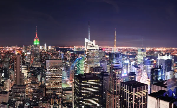 Nowy Jork Manhattanu panorama w nocy — Zdjęcie stockowe