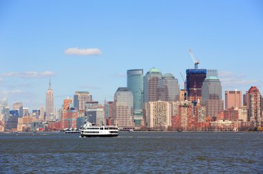 New York'un manhattan gökdelen ve tekne