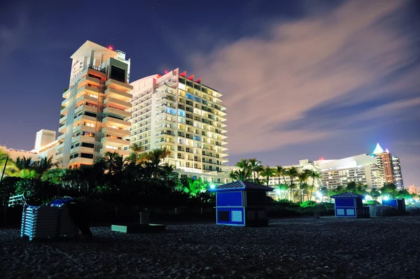 在晚上的迈阿密南海滩 — 图库照片