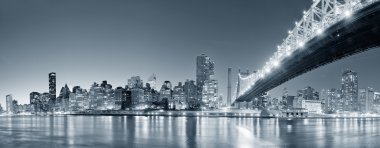 New York'ta gece panorama