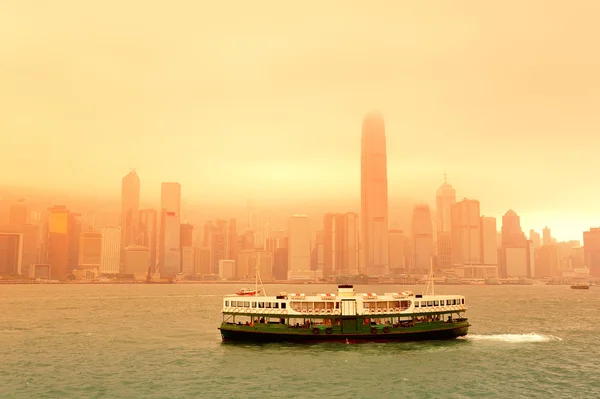 Barco e Hong Kong — Fotografia de Stock