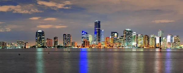 Escena nocturna Miami — Foto de Stock