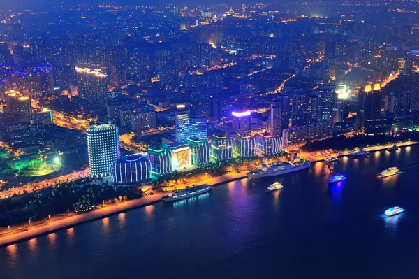 上海航空在黄昏时 — 图库照片