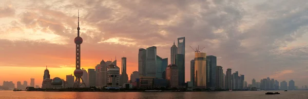 Xangai manhã skyline silhueta — Fotografia de Stock