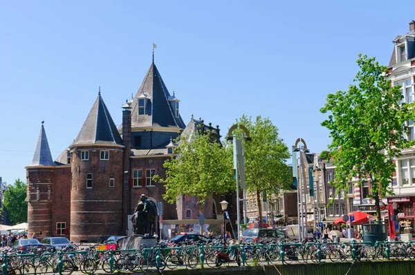 双轮在阿姆斯特丹，荷兰 — 图库照片