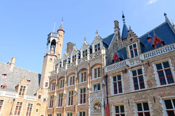 De kerk van onze-lieve in Brugge, België — Stockfoto