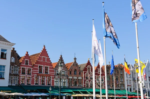 The Markt (Kauppatori) kohteessa Bruges, Belgia — kuvapankkivalokuva
