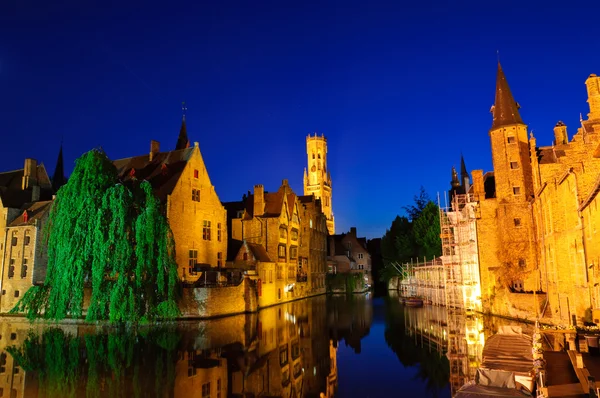 stock image View from the Rozenhoedkaai of the Old Town of Bruges at dusk