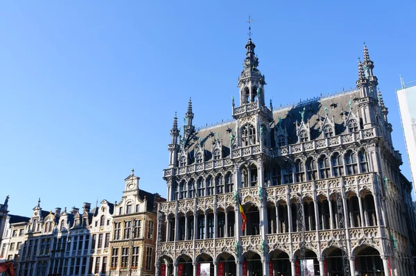 Maison du Roi на Grand Place в Брюсселе, Бельгия — стоковое фото