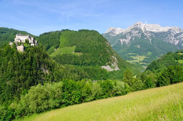 Burg hohenwerfen in werfen, Oostenrijk — Stockfoto