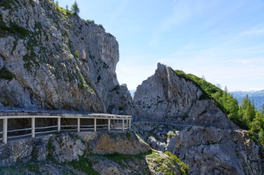 Alpler ve yol eisriesenwelt (buz Mağarası) içinde werfen, Avusturya