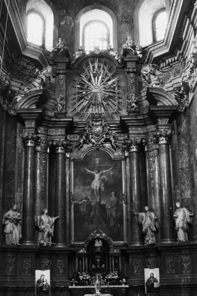 Interior of temple of the Order of Jesuits-. XVII century in the — Stock Photo, Image
