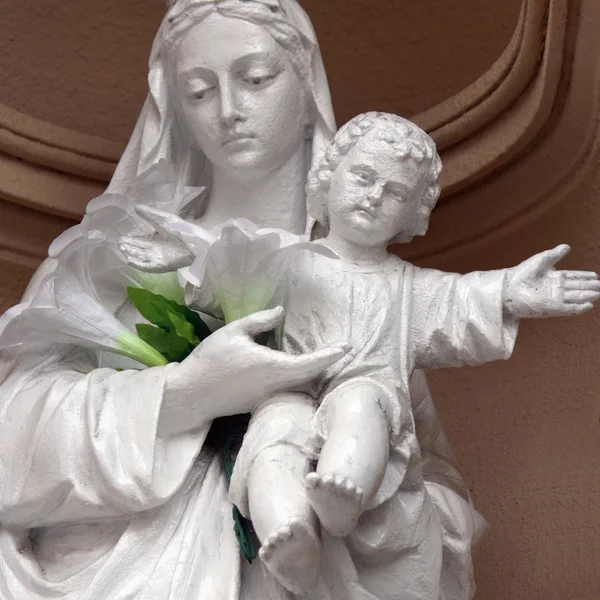 Mirakulös ikon av Jungfru Maria, jesus Kristus och änglarna i lviv, — Stockfoto