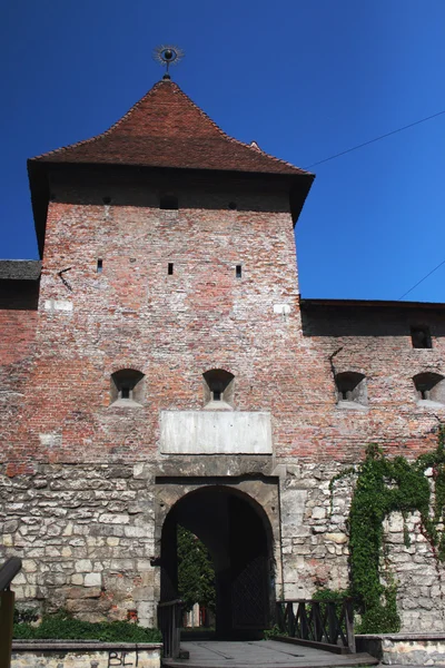 Руїни замку XVI століття — стокове фото