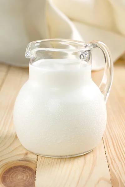 新鮮な牛乳 — ストック写真