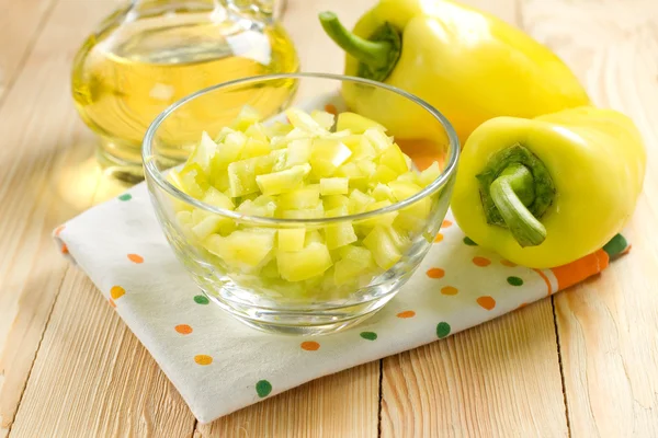 Fresh slised green sweet peppers — Stock Photo, Image
