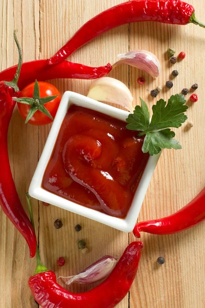 Sauce chili rouge piquante — Photo