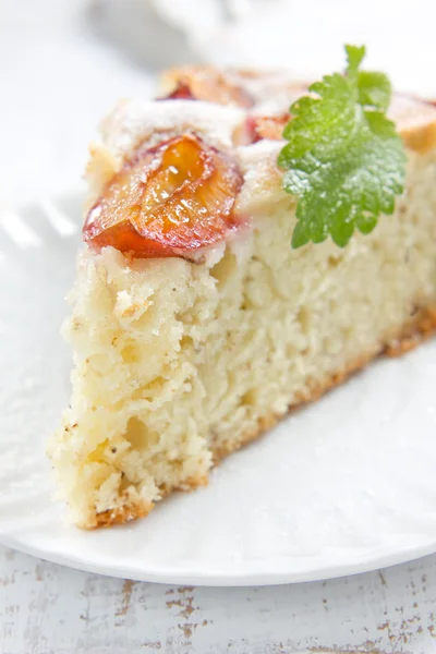 Ciasto śliwkowe domowej roboty — Zdjęcie stockowe