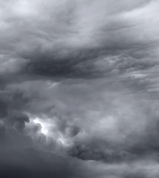 Nubes de tormenta —  Fotos de Stock