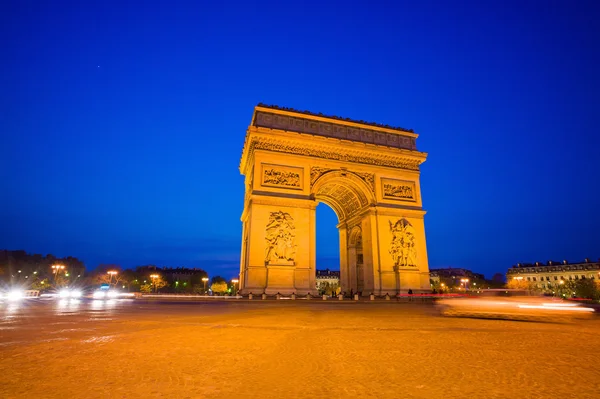 Paris, Frankrijk. Arc de triomphe. — Stockfoto