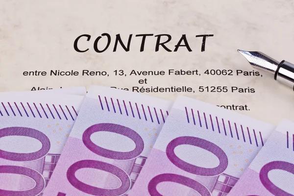 Euro banknotes and contract (french) — Stock Photo, Image