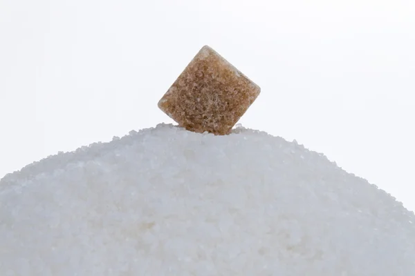 Brauner Zucker. Ungesunde Ernährung — Stockfoto