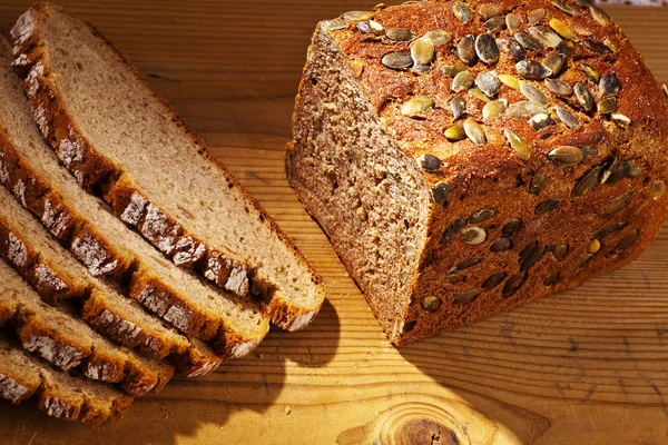 Tökmag kenyér — Stock Fotó