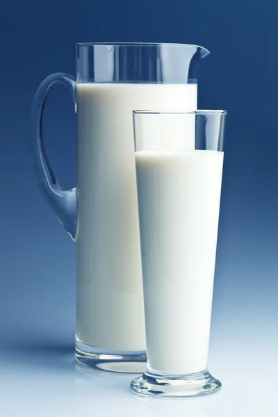 Um jarro de leite. dieta saudável — Fotografia de Stock