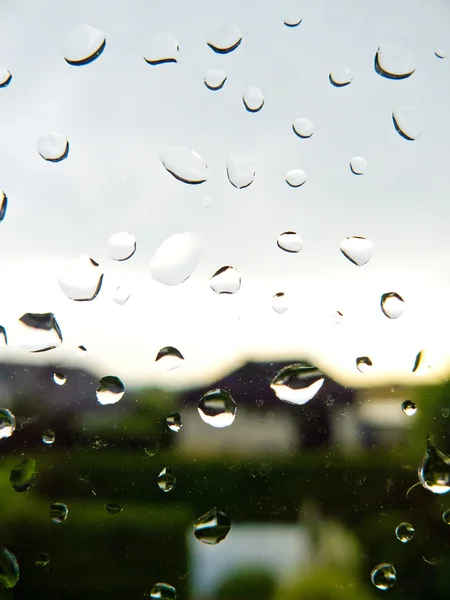 유리창에 빗방울이 — 스톡 사진