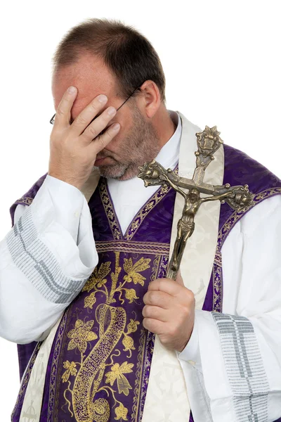 Katolicki ksiądz rozpaczliwie — Zdjęcie stockowe