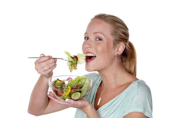 Frau mit Salat — Stockfoto